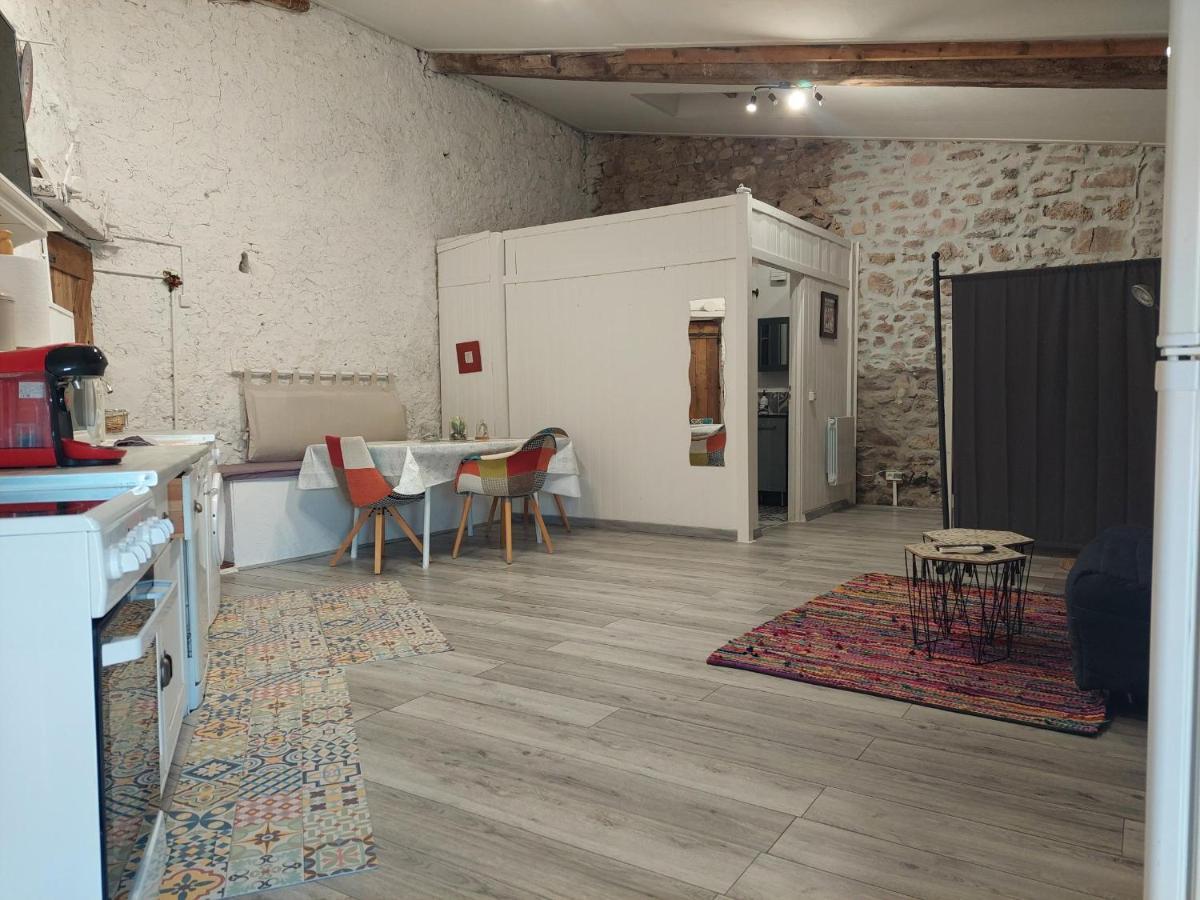 Gite Studio Les Maisons De Gaia Tuchan Екстер'єр фото