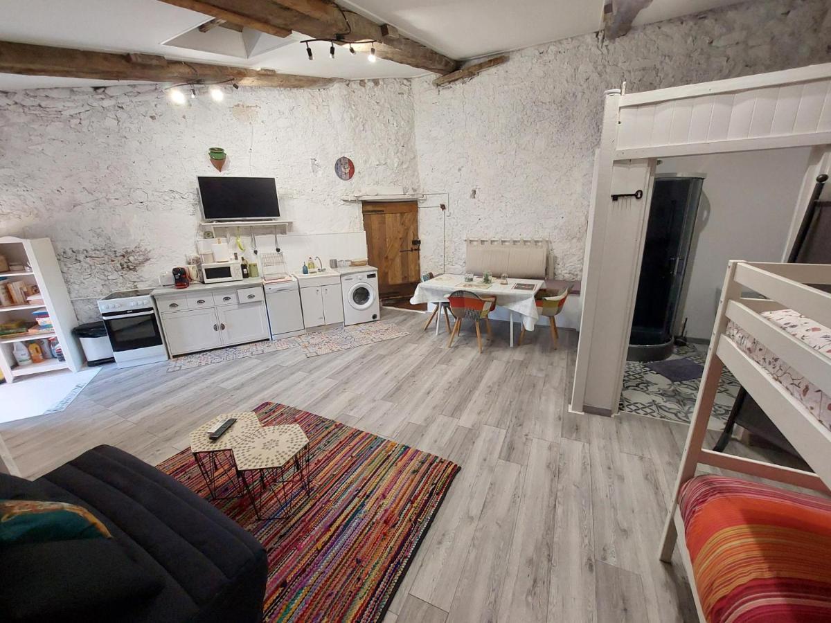 Gite Studio Les Maisons De Gaia Tuchan Екстер'єр фото